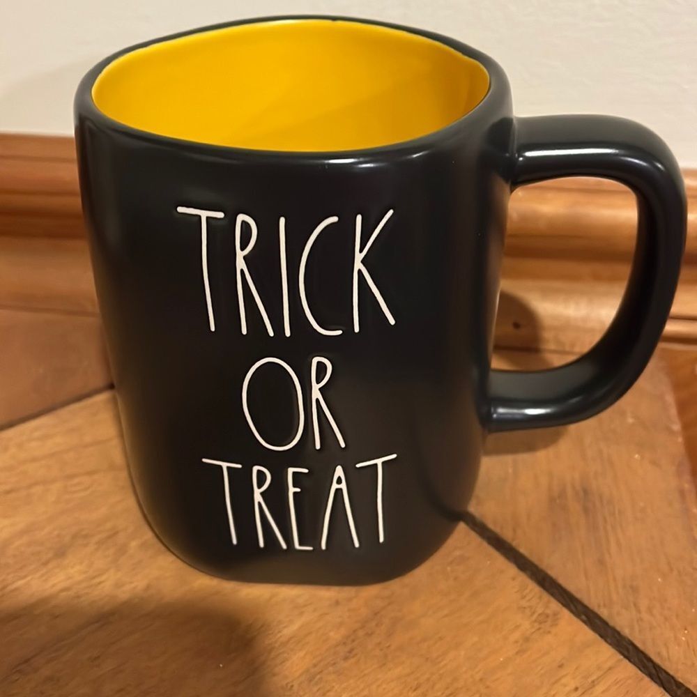 New Rae Dunn Halloween mug